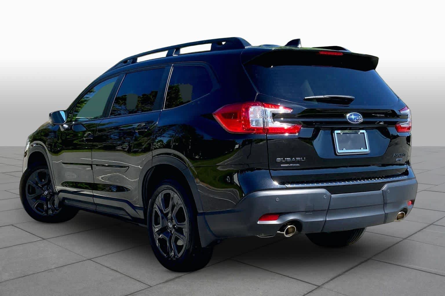 Used 2023 Subaru Ascent Onyx Edition Limited AWD/4WD image 12