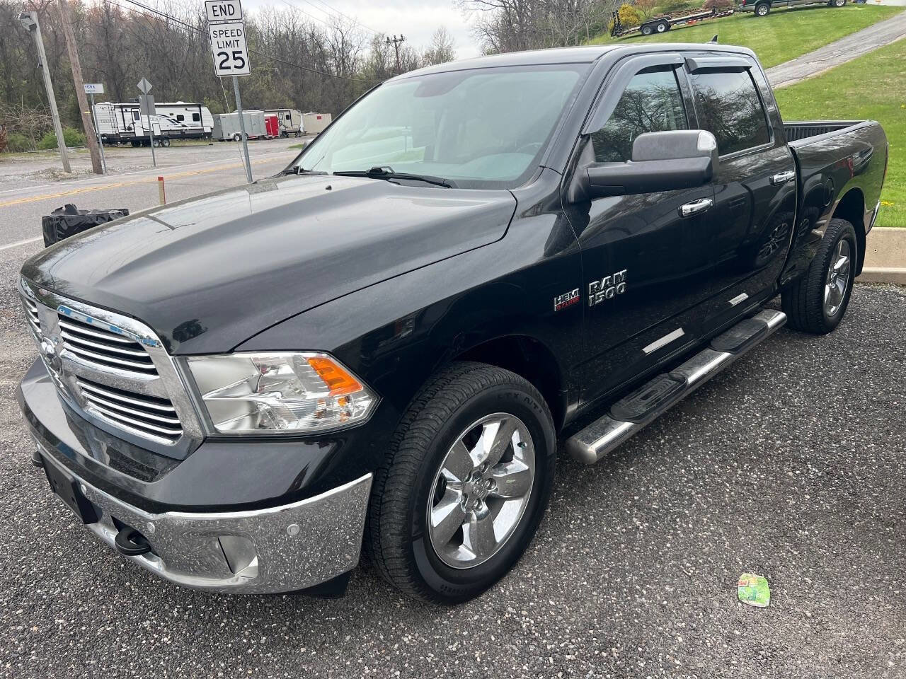 Used 2017 RAM 1500 Big Horn AWD/4WD image 2