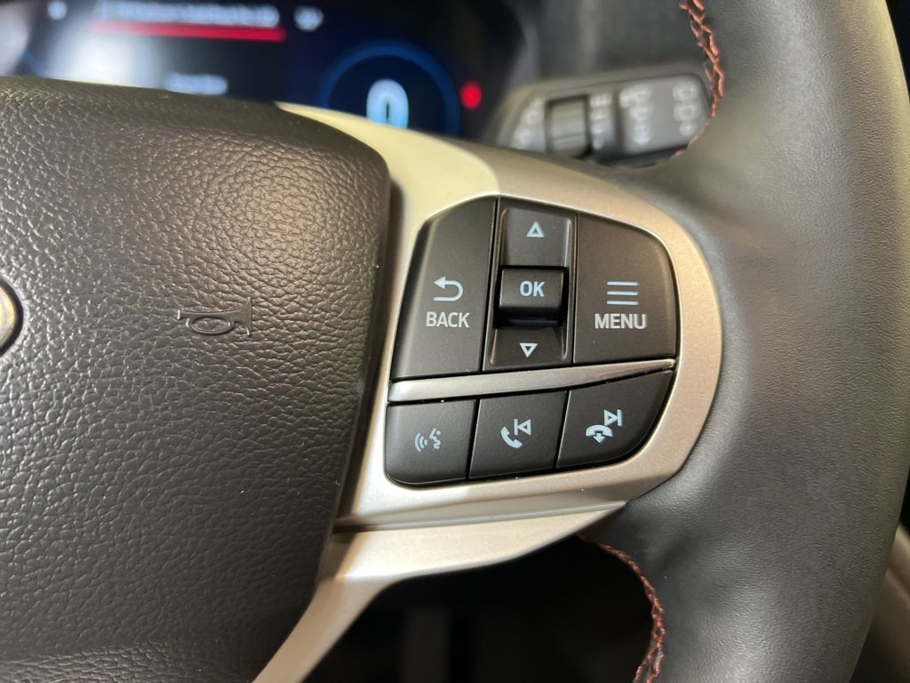 New 2025 Ford Explorer Active w/ Active Comfort Package image 19