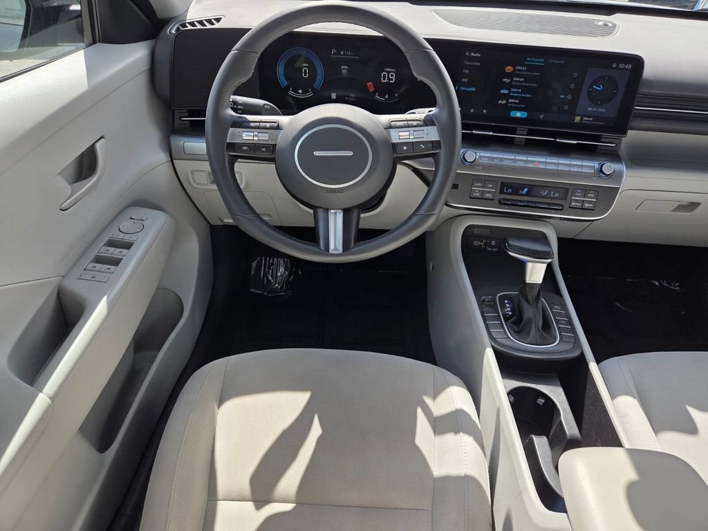 Used 2024 Hyundai Kona SEL FWD image 8
