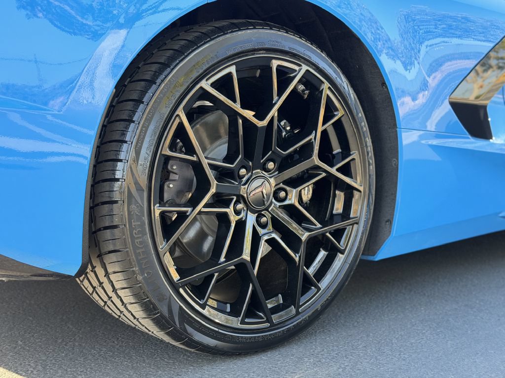Used 2021 Chevrolet Corvette Stingray Convertible w/ 1LT RWD image 23