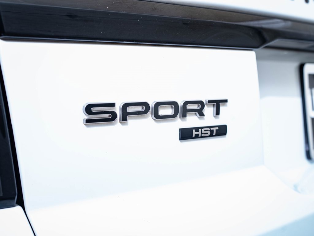 Used 2022 Land Rover Range Rover Sport HST image 19