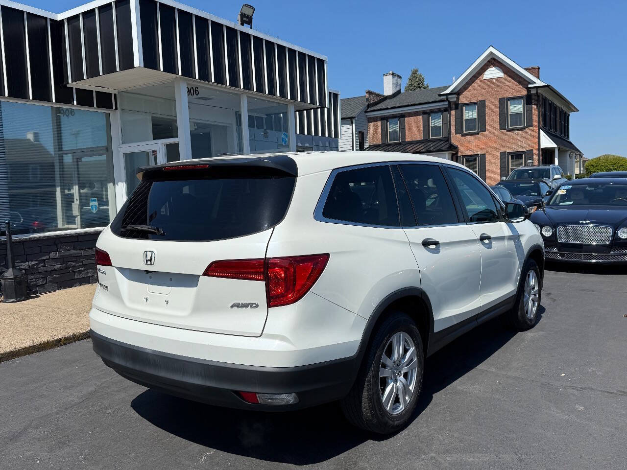 Used 2018 Honda Pilot LX image 7