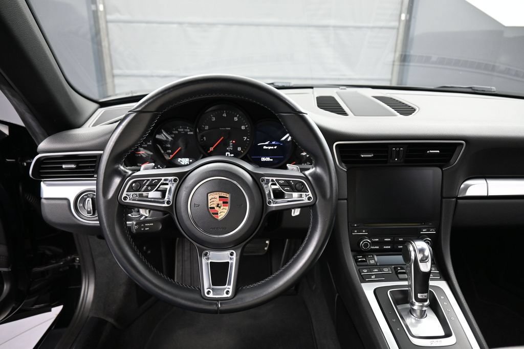 Certified 2017 Porsche 911 Targa 4 AWD/4WD image 19
