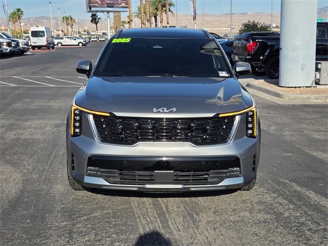 Used 2025 Kia Sorento EX image 2