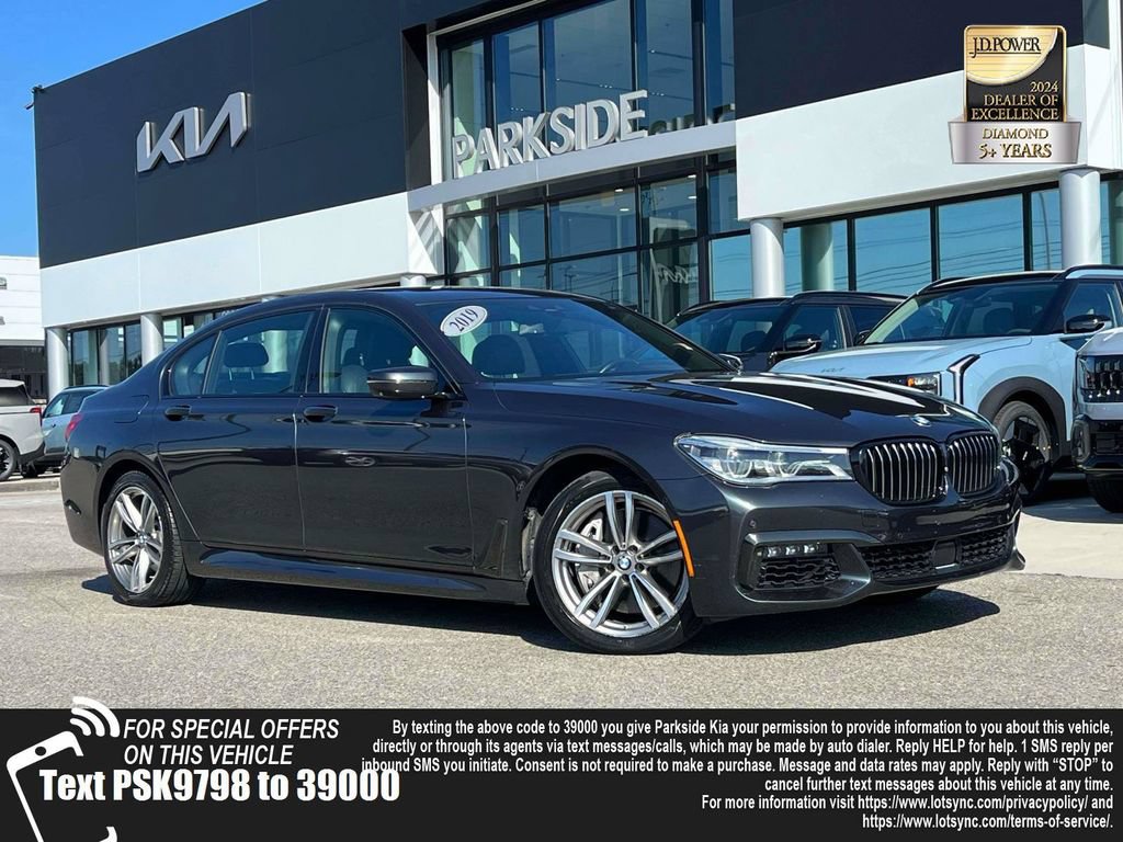 Used 2019 BMW 750i xDrive w/ Executive Package AWD/4WD image 1