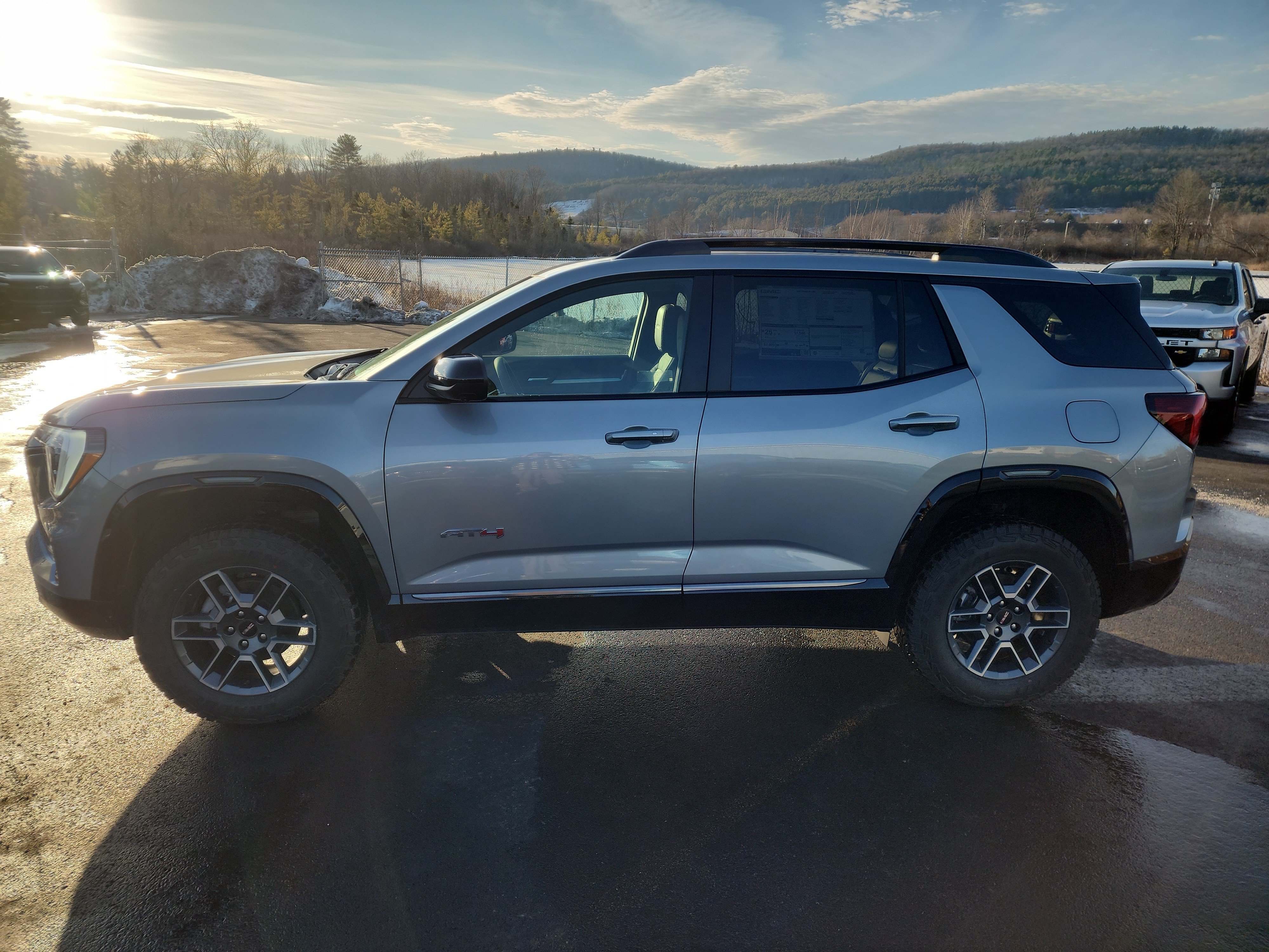 New 2026 GMC Terrain AT4 w/ Technology Package II AWD/4WD image 5