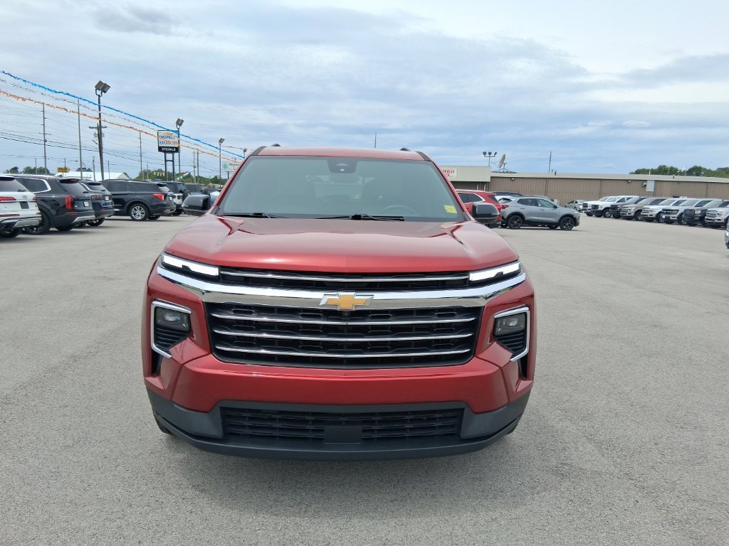Used 2024 Chevrolet Traverse LT AWD/4WD image 4