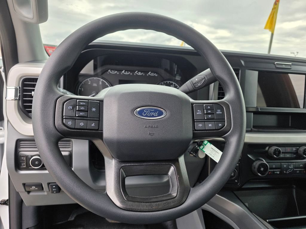 New 2026 Ford F550 4x4 SuperCab Super Duty w/ XLT Value Package image 31