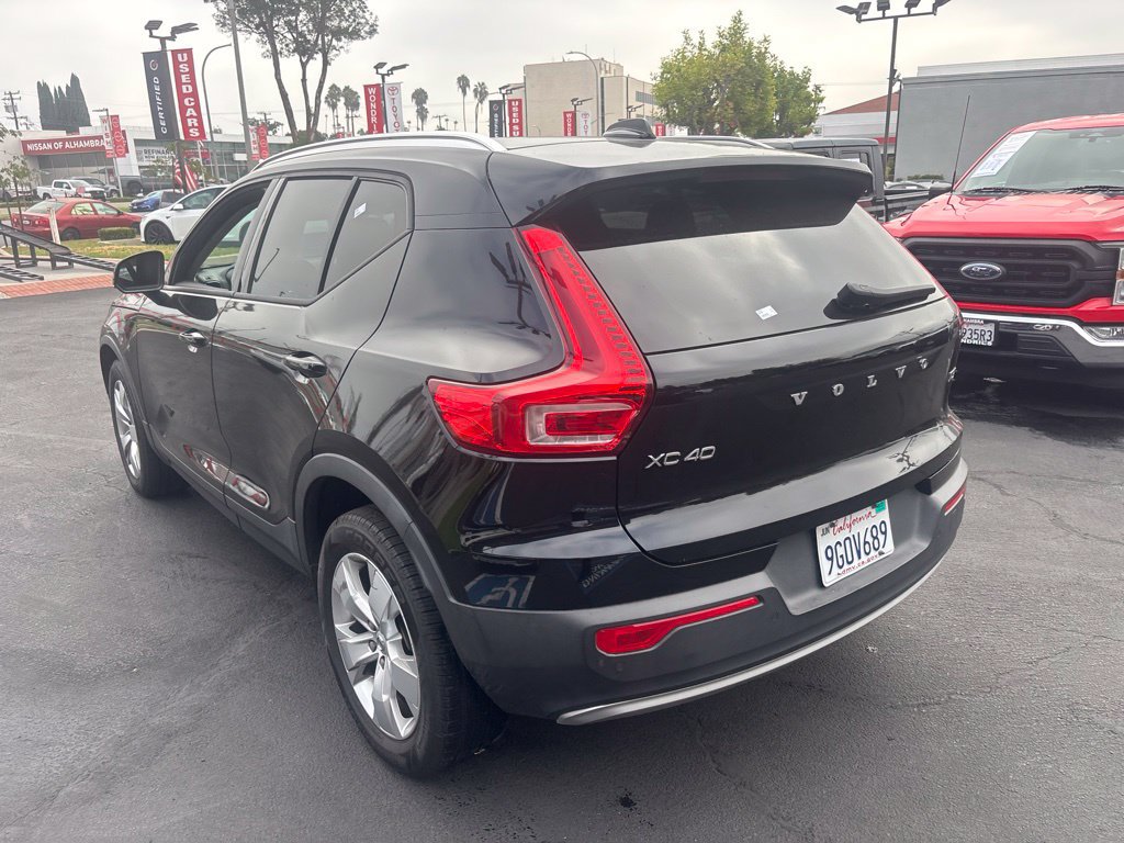Used 2020 Volvo XC40 T5 Momentum AWD/4WD image 6