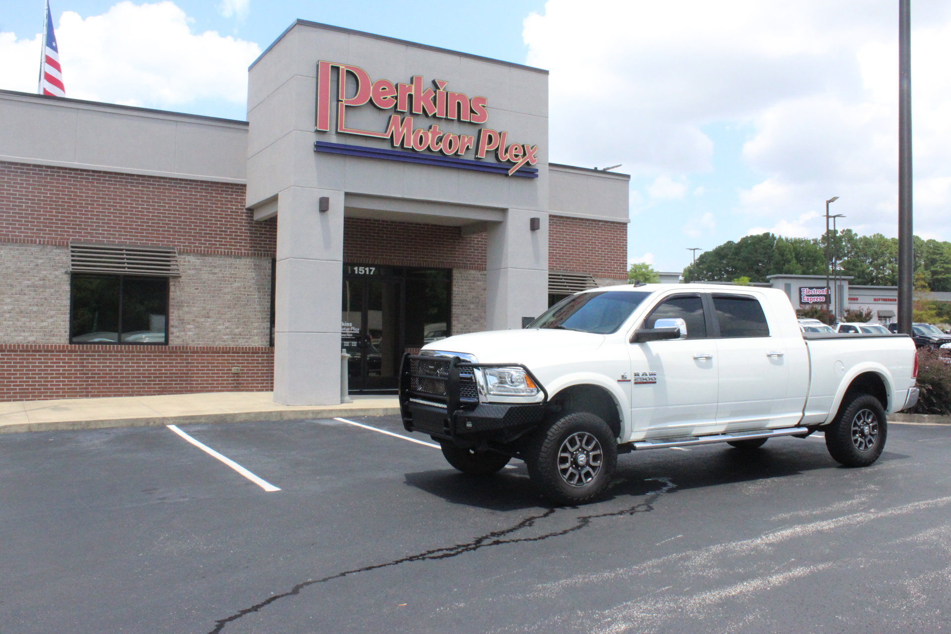 Used 2017 RAM 2500 Laramie w/ Convenience Group AWD/4WD image 34