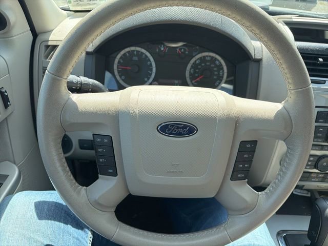 Used 2011 Ford Escape XLT image 13
