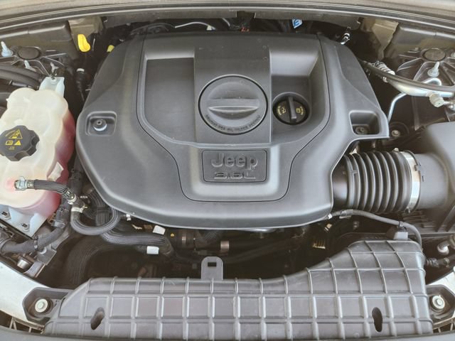 Certified 2021 Jeep Grand Cherokee L Overland w/ Luxury Tech Group IV AWD/4WD image 41