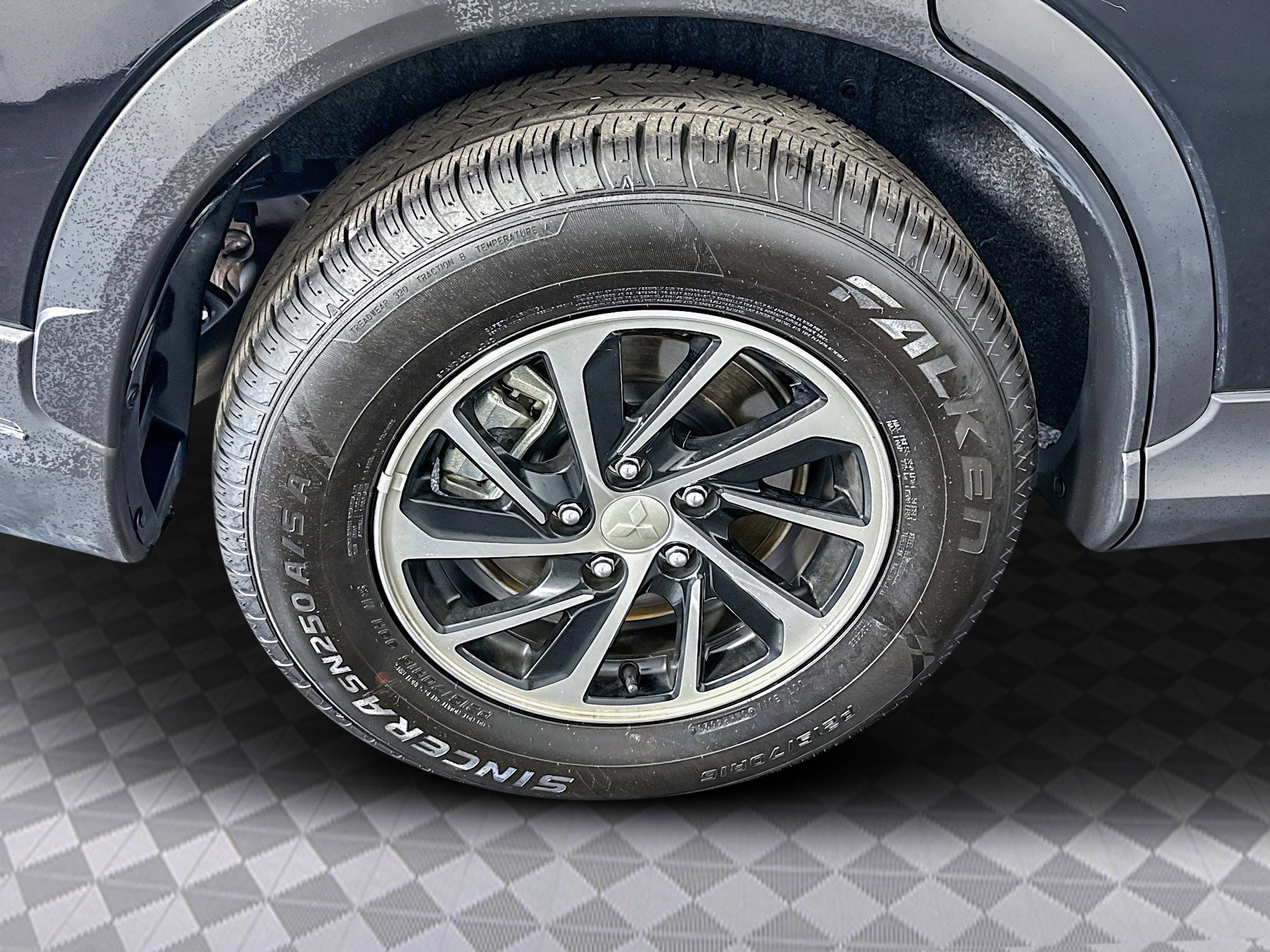 Used 2024 Mitsubishi Eclipse Cross ES image 37