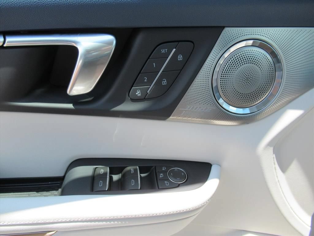 New 2026 Buick Enclave Avenir w/ Super Cruise Package FWD image 21