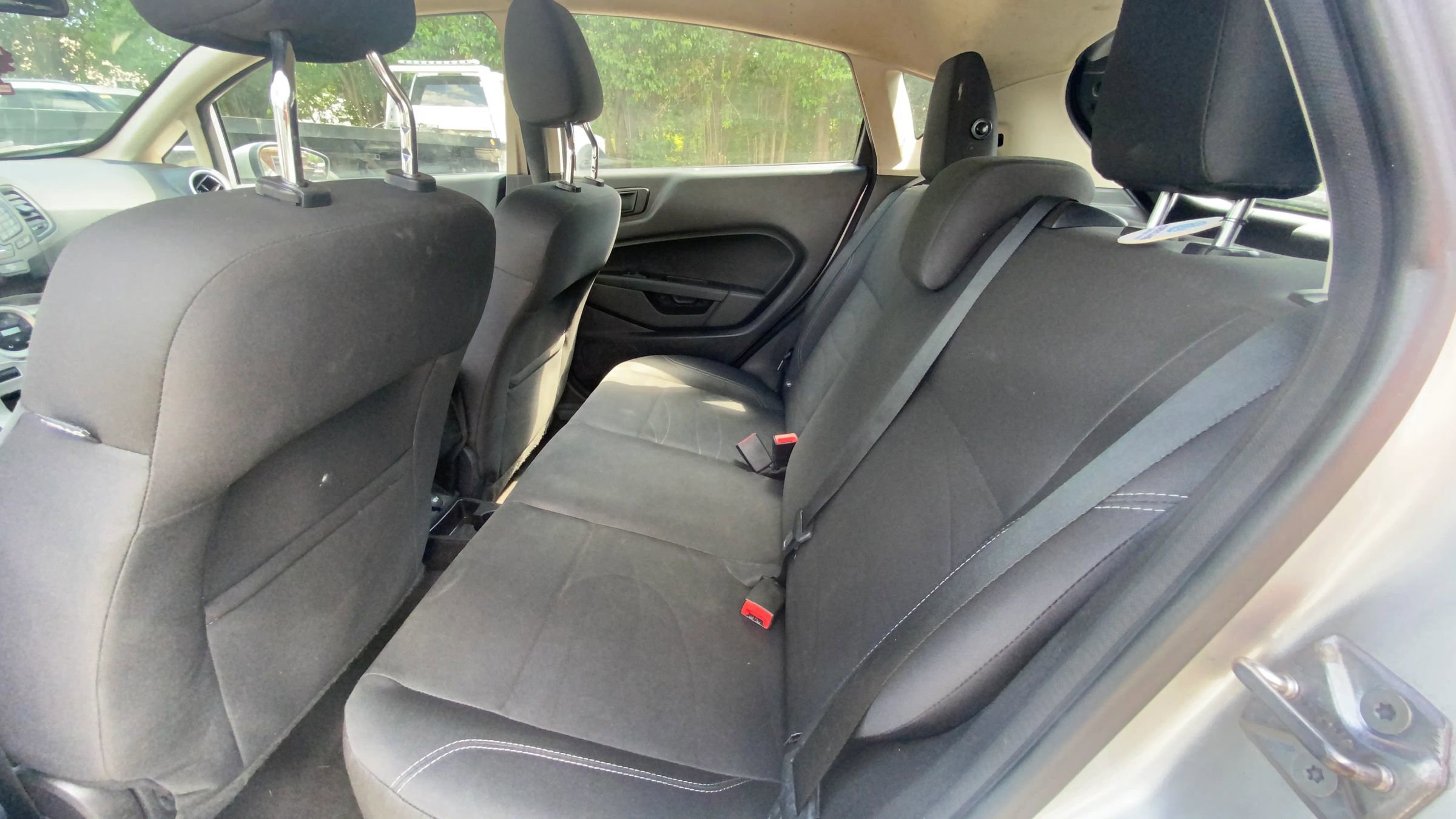 Used 2017 Ford Fiesta SE w/ Cold Weather Package FWD image 12