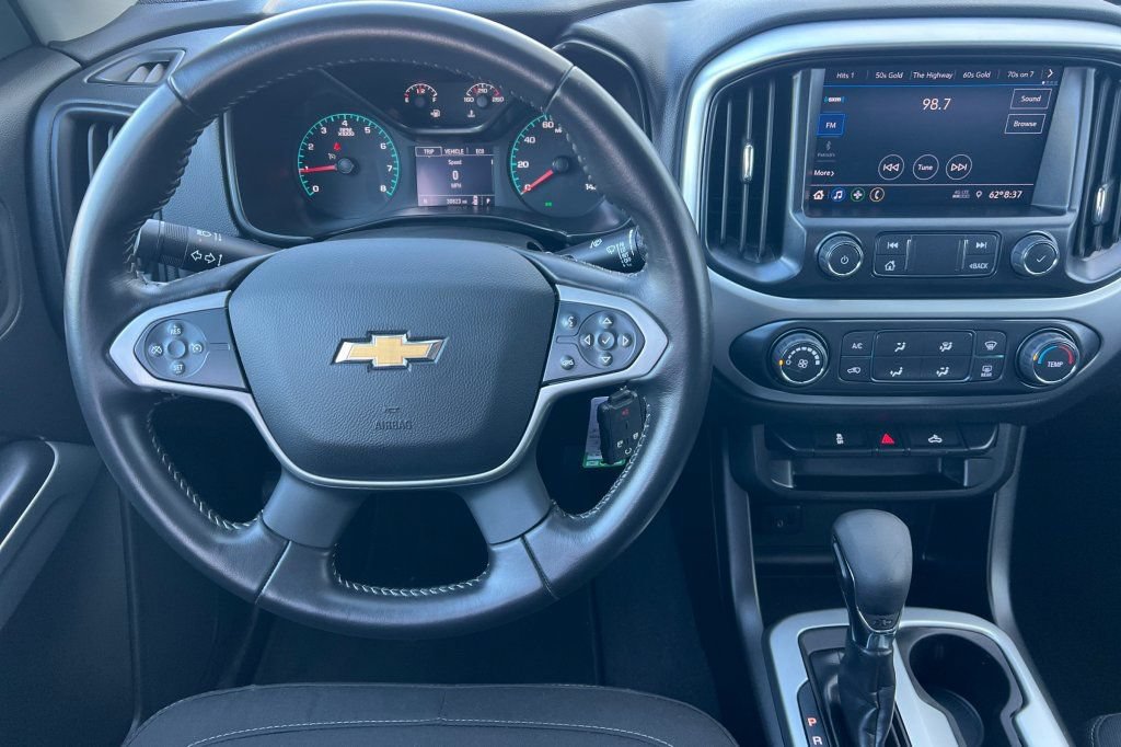 Used 2022 Chevrolet Colorado LT w/ LT Convenience Package RWD image 11