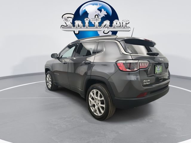 Used 2024 Jeep Compass Latitude image 9