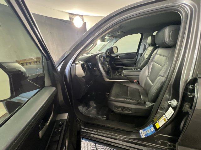 Used 2023 Toyota Tundra SR5 w/ SR5 Premium Package AWD/4WD image 14