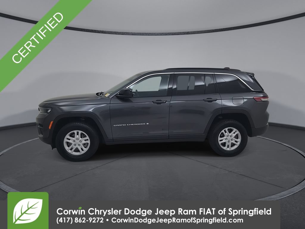 Used 2025 Jeep Grand Cherokee Laredo w/ Luxury Tech Group I AWD/4WD image 8