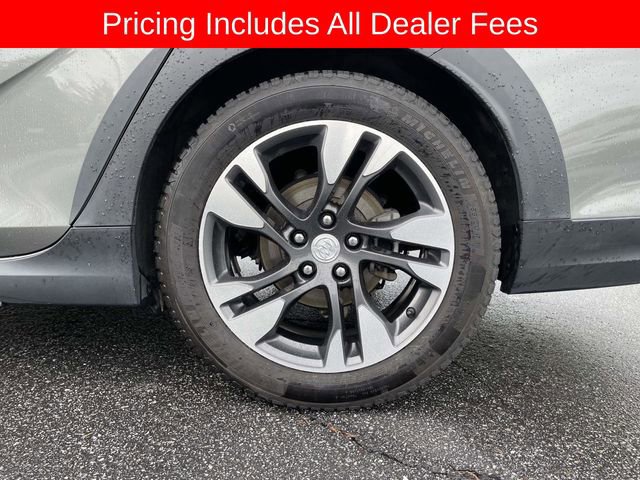 Used 2018 Buick Regal Essence w/ Driver Confidence Package #1 AWD/4WD image 9