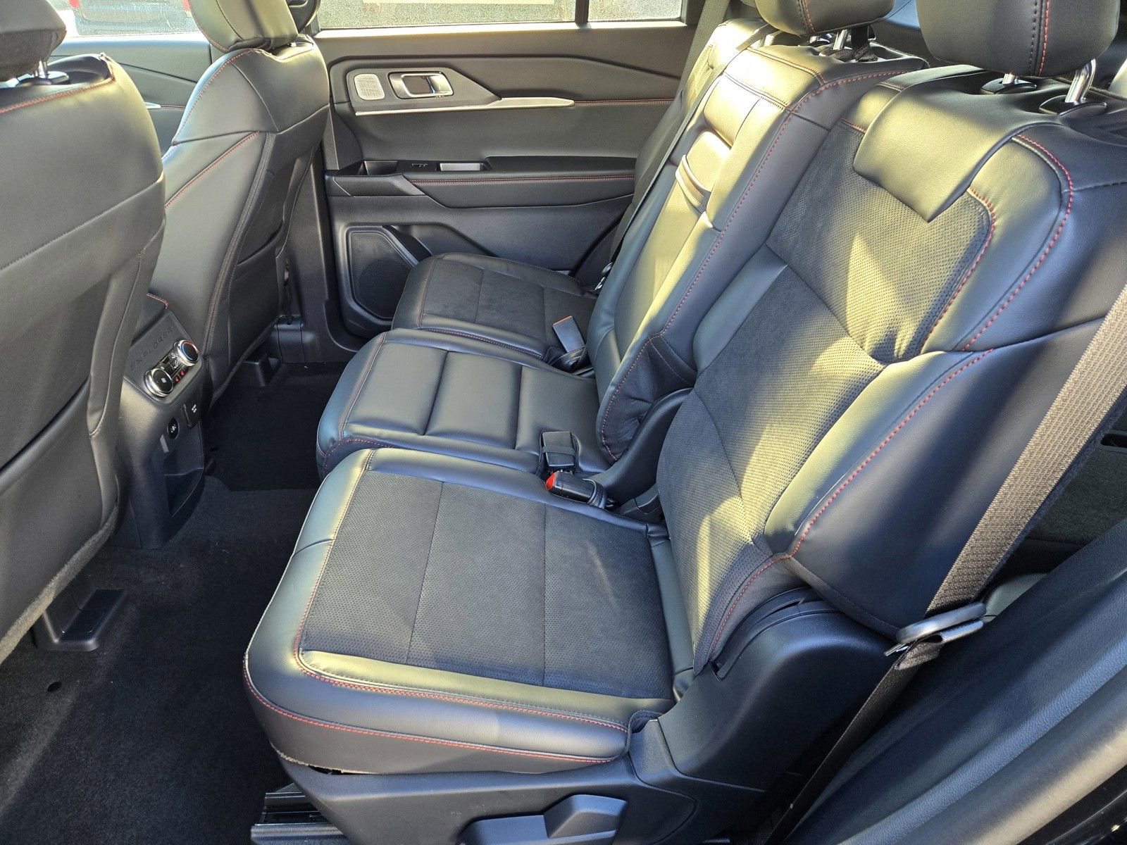 Used 2026 Ford Explorer ST w/ Sun And Sound Package image 6