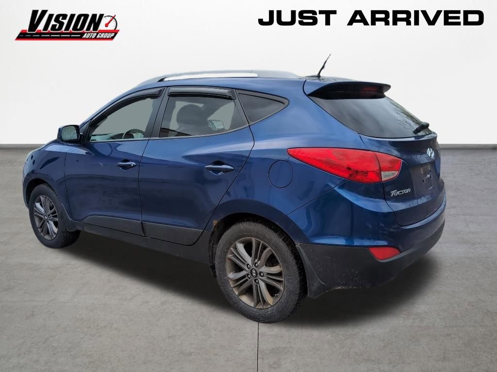 Used 2015 Hyundai Tucson SE AWD/4WD video 3