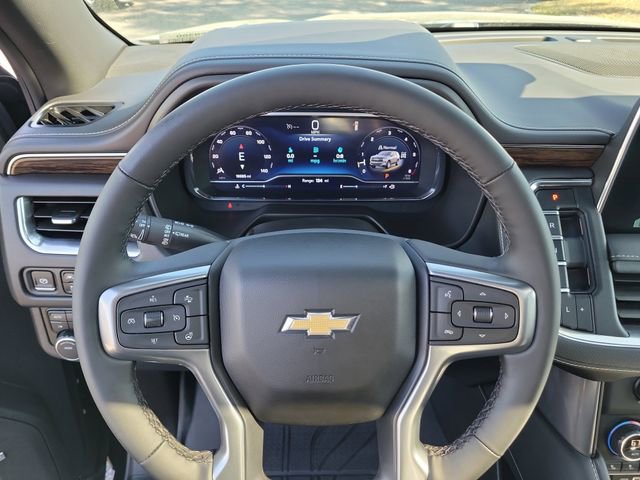 Used 2024 Chevrolet Suburban Premier w/ Premium Package image 29