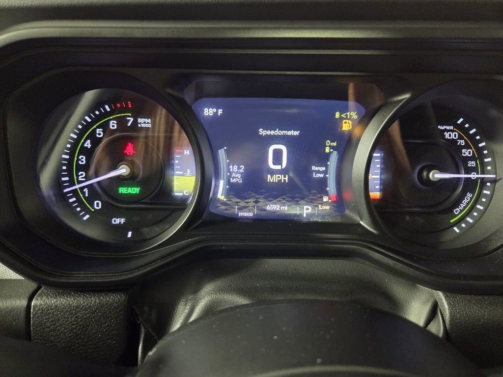 Used 2025 Jeep Wrangler Sahara w/ Safety Group image 16