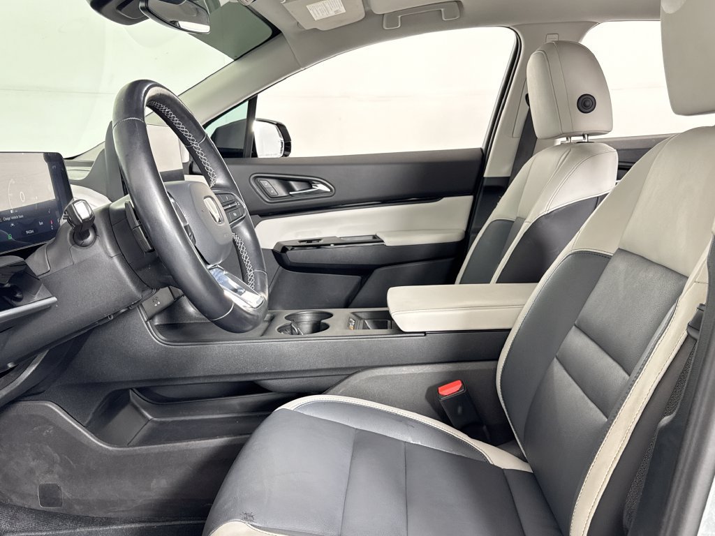 Used 2025 Honda Prologue Touring image 11