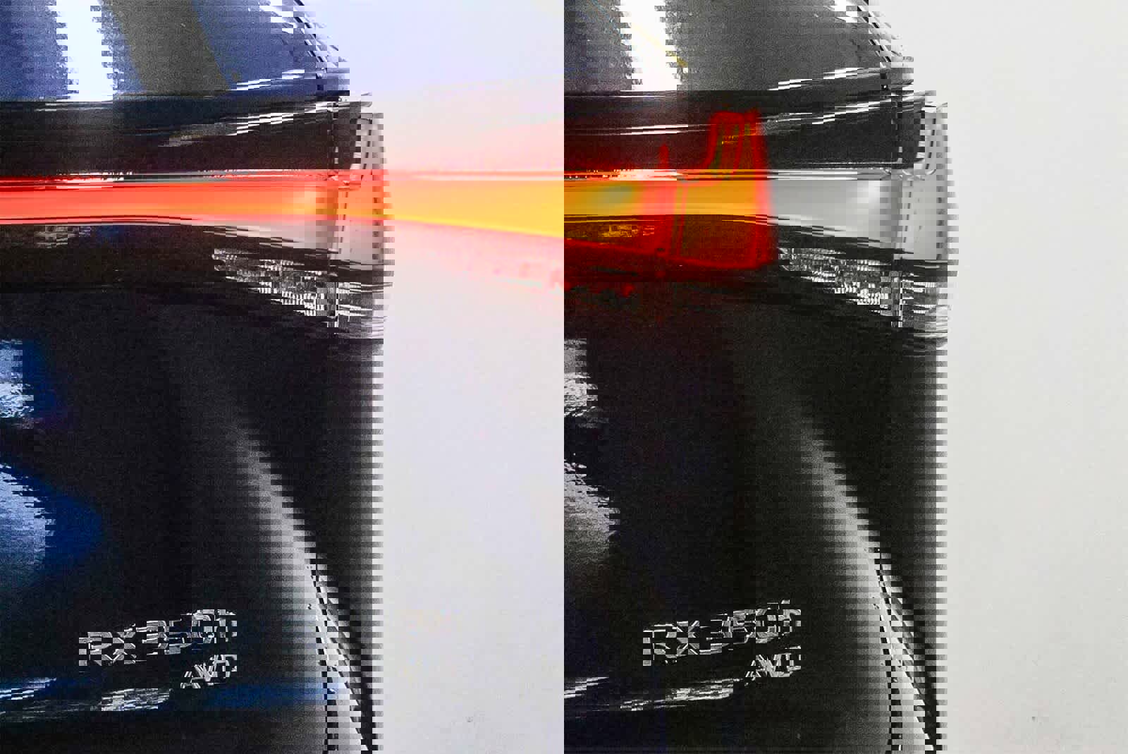 Used 2023 Lexus RX 350h image 10