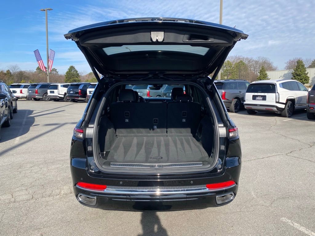 Used 2022 Jeep Grand Cherokee Overland image 9