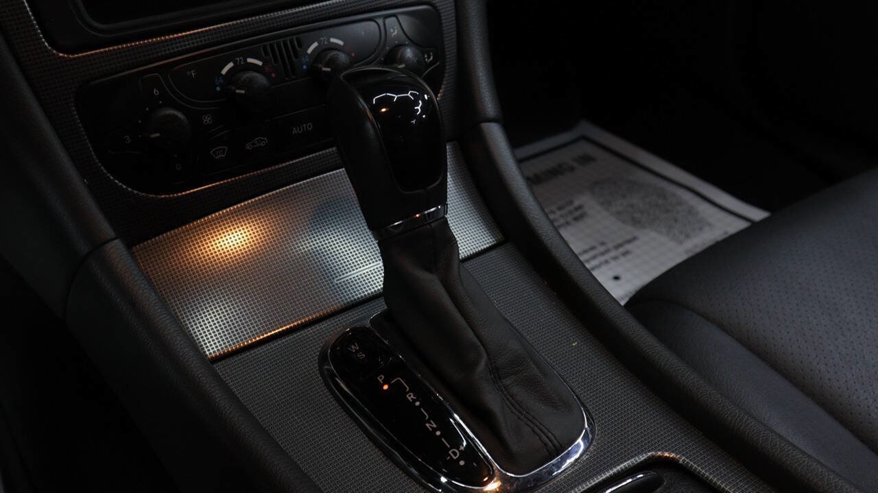 Used 2003 Mercedes-Benz C 230 Sedan image 23