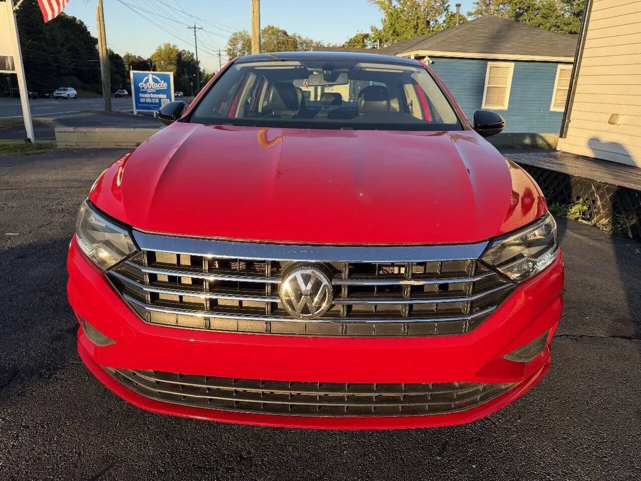 Used 2020 Volkswagen Jetta SE w/ SE Cold Weather Package FWD image 2