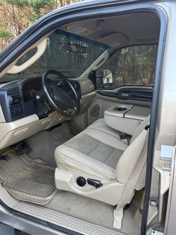 Used 2005 Ford F250 XLT AWD/4WD image 12