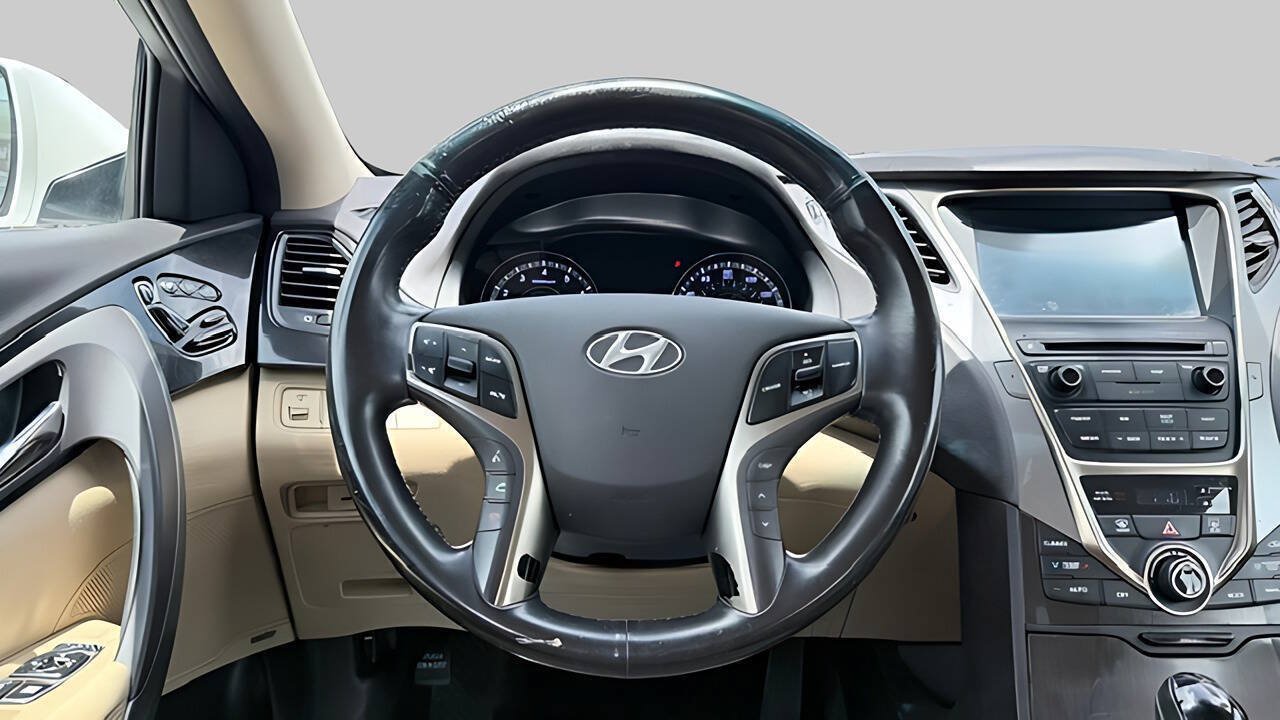 Used 2014 Hyundai Azera Limited FWD image 15