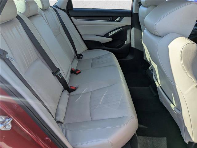 Used 2018 Honda Accord Touring image 25