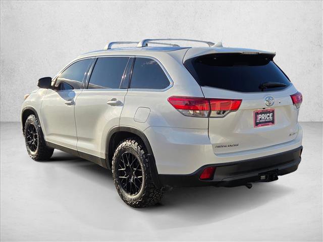 Used 2019 Toyota Highlander XLE image 8