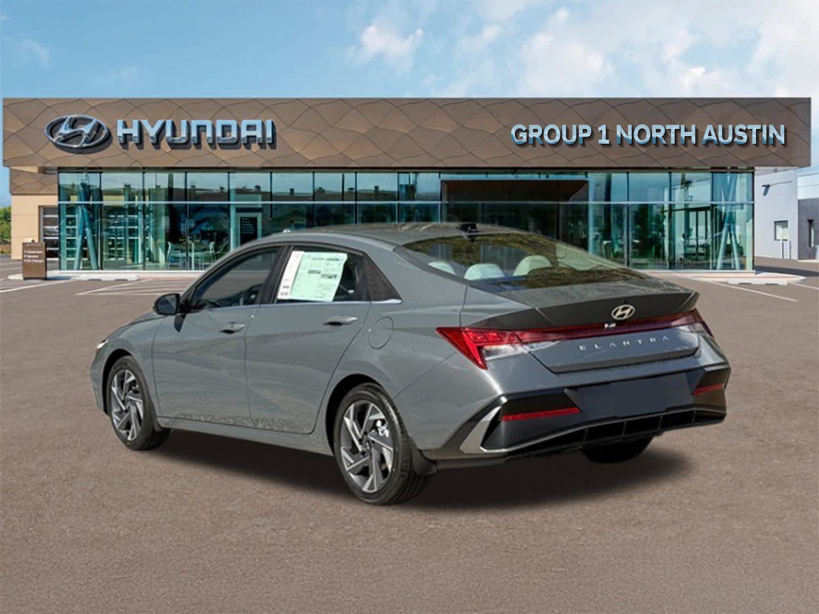 New 2026 Hyundai Elantra Limited FWD image 3