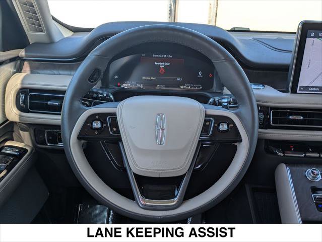 Used 2023 Lincoln Aviator Reserve w/ Equipment Group 201A image 13
