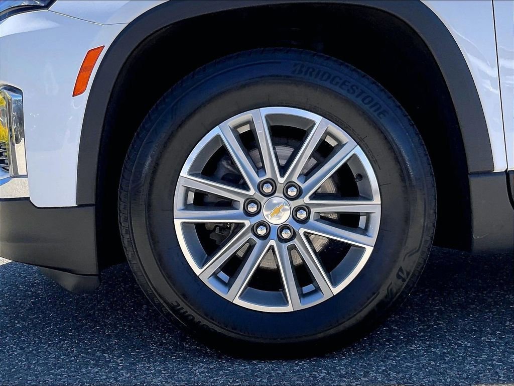 Used 2023 Chevrolet Traverse LT w/ LPO, Floor Liner Package AWD/4WD image 7