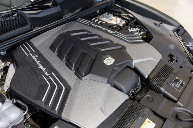 Used 2023 Lamborghini Urus Performante image 26