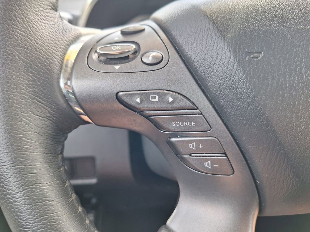 Used 2024 Nissan Murano SL FWD image 13