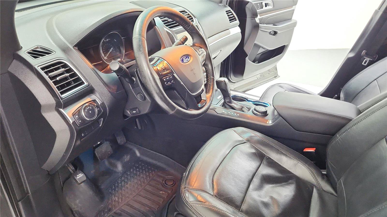 Used 2016 Ford Explorer Limited AWD/4WD image 16