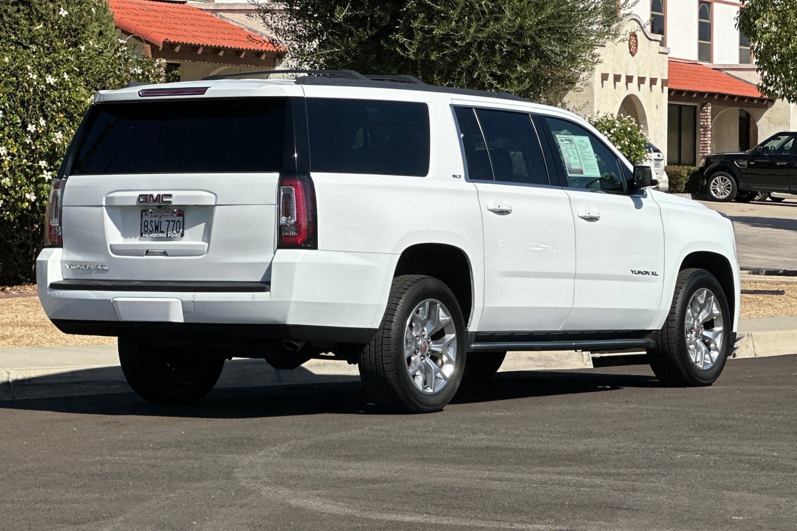 Used 2020 GMC Yukon XL SLT w/ Open Road Package RWD image 4