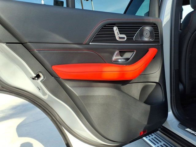 New 2026 Mercedes-Benz GLE 53 AMG 4MATIC image 16