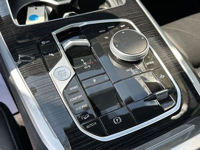 Certified 2023 BMW X7 xDrive40i w/ M Sport Package image 23