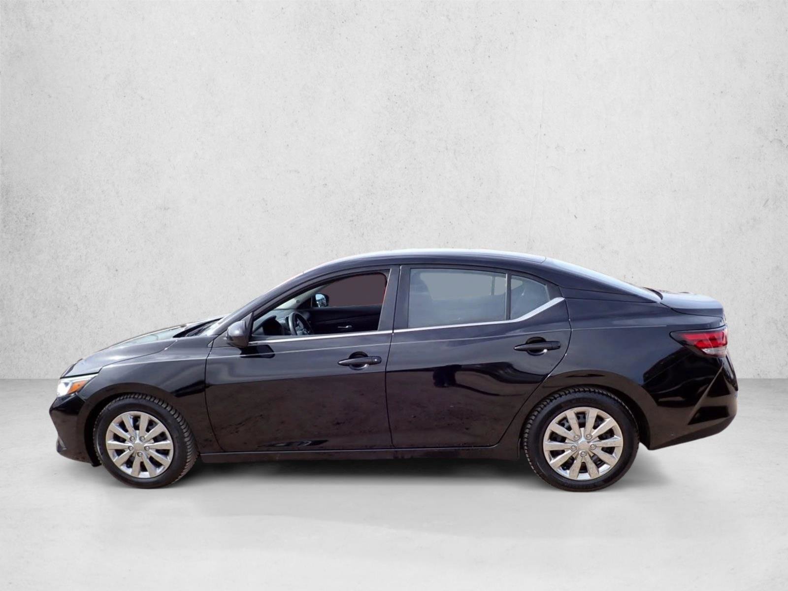 Used 2020 Nissan Sentra S FWD image 2