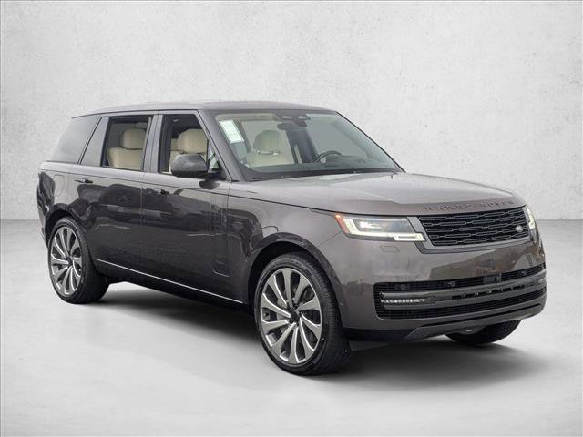 New 2026 Land Rover Range Rover Long Wheelbase SE image 7