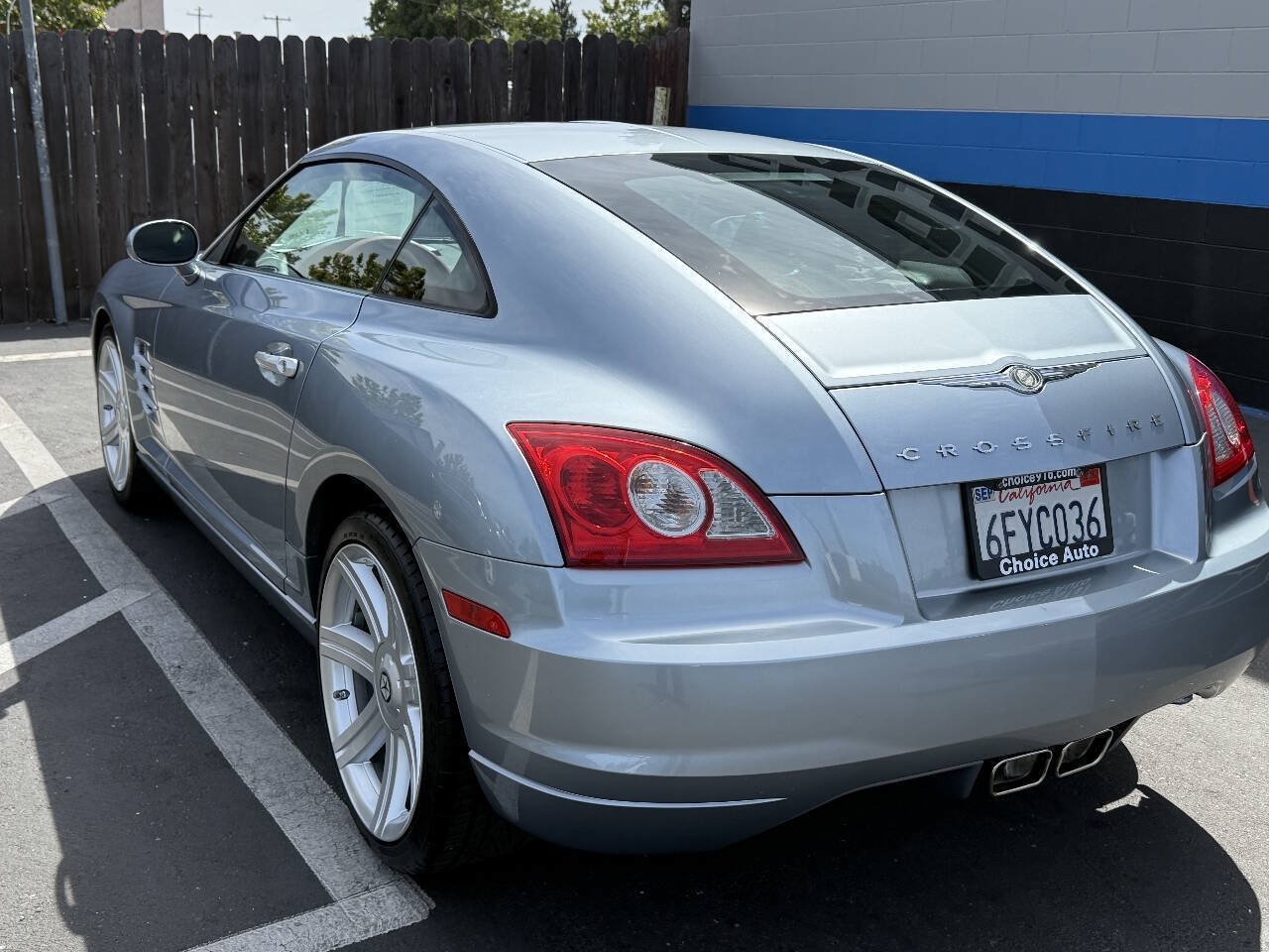 Used 2008 Chrysler Crossfire Limited RWD image 4